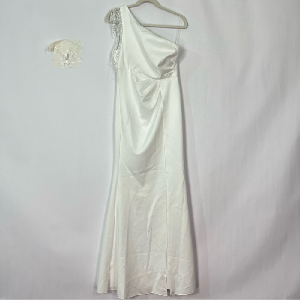 White One Shoulder Beaded Trim Ruched Side High Slit Dress Sz Large NWT - Picture 4 of 8